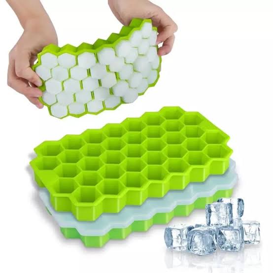 Honey Comb IceCubes Silicone Tray with Silicone LID Cover