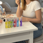 Hydrating Stitch Lip Oil - Genzzes