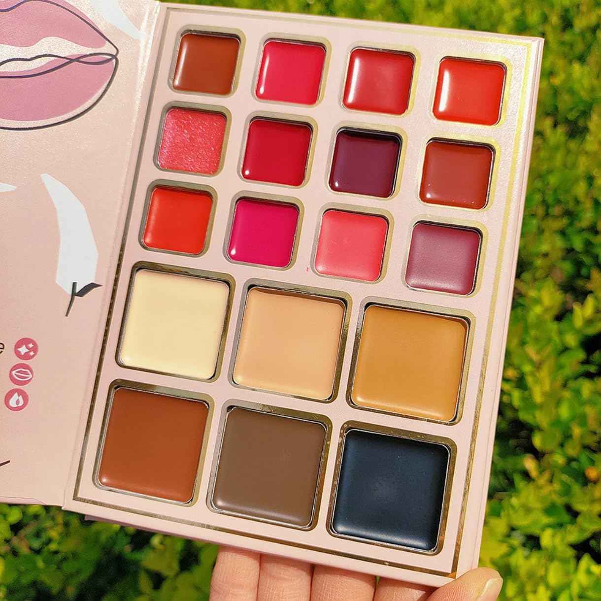 IGOODCO - Heartthrob Makeup Palette