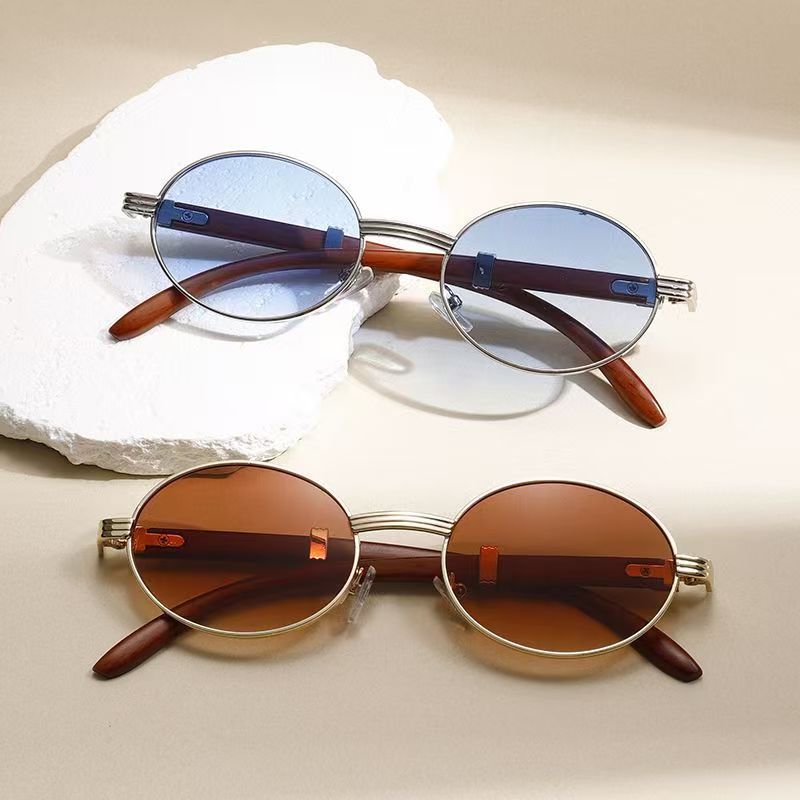 Metal Oval-Frame Sunglasses With A Wood-Grain Finish - Genzzes