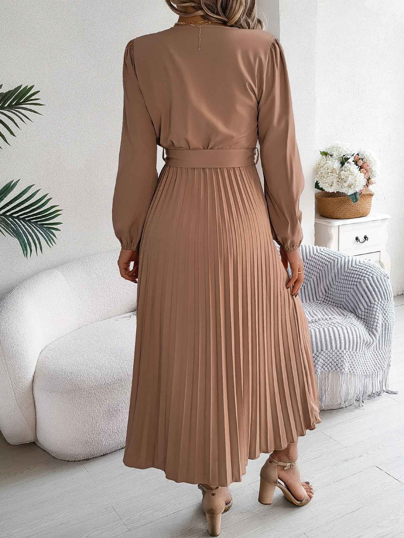 Women's Elegant V-Neck Button Tie-Waist Flared Pleated Maxi Dress